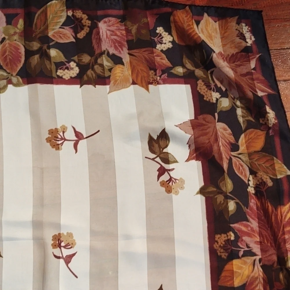 Autumn Leaves Pattern Scarf/ beautiful colors